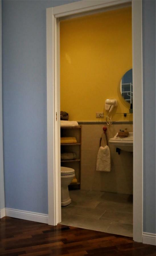 Beb Binario39 Bed & Breakfast Naples Exterior photo