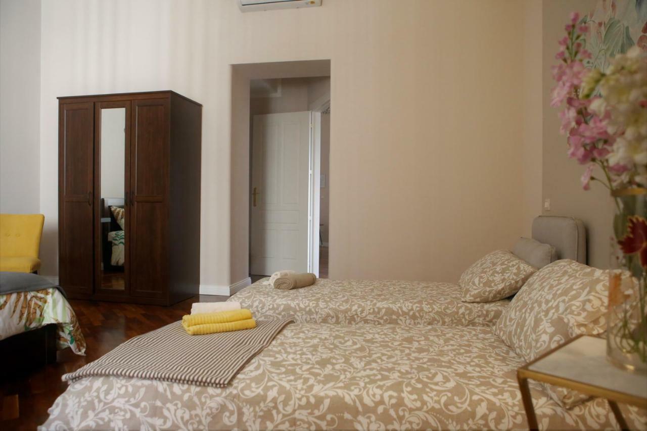 Beb Binario39 Bed & Breakfast Naples Exterior photo